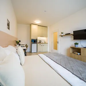  Apartament Center